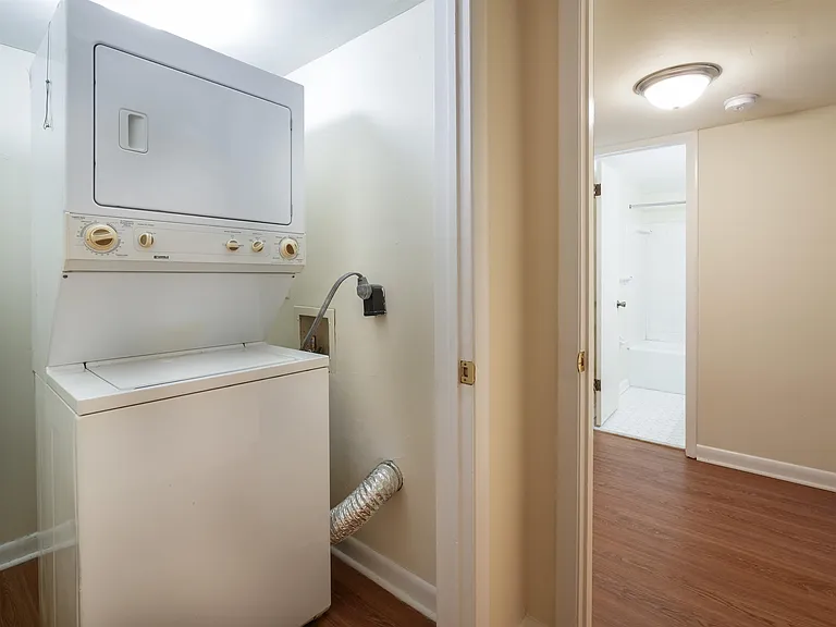 545 E 7th Ave #103 — Photo 10
