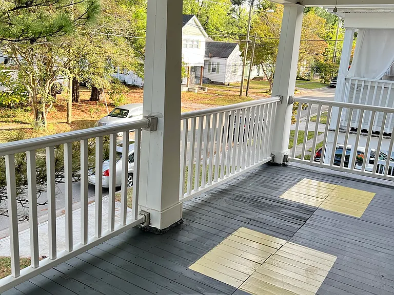 upstairs balcony from master bedroom