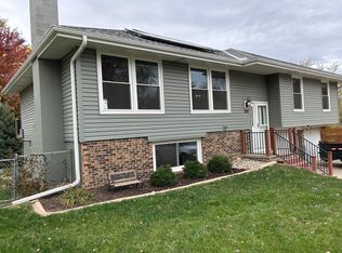 1302 Willow Ave, Bellevue, NE 68005