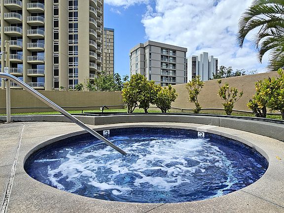 5th image of 2101 Nuuanu Ave #I1204
