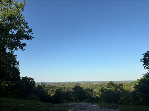 16 & 18 Summit Dr #33-34-35, Eureka Springs, AR 72631