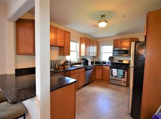 39 Ocean Ave #1, Squantum, MA 02171