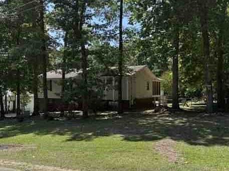 2nd image of 559 Kingsway Dr