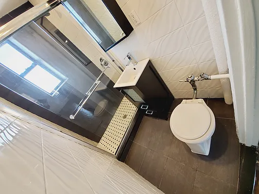 Rented by Ideal Properties Group | media 9