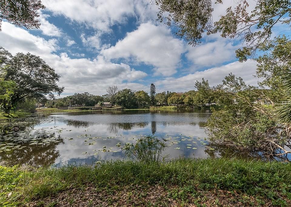 1st image of 3778 Lake Shore Dr