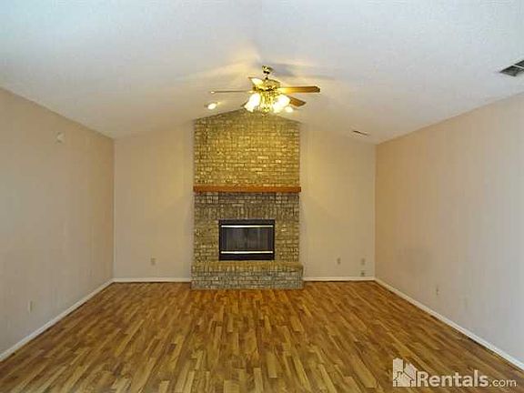 3rd image of 2021 Windy Hill Ln