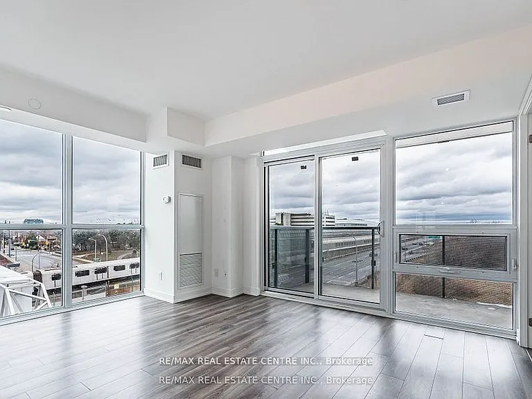 120 Varna Dr #605 — Photo 8