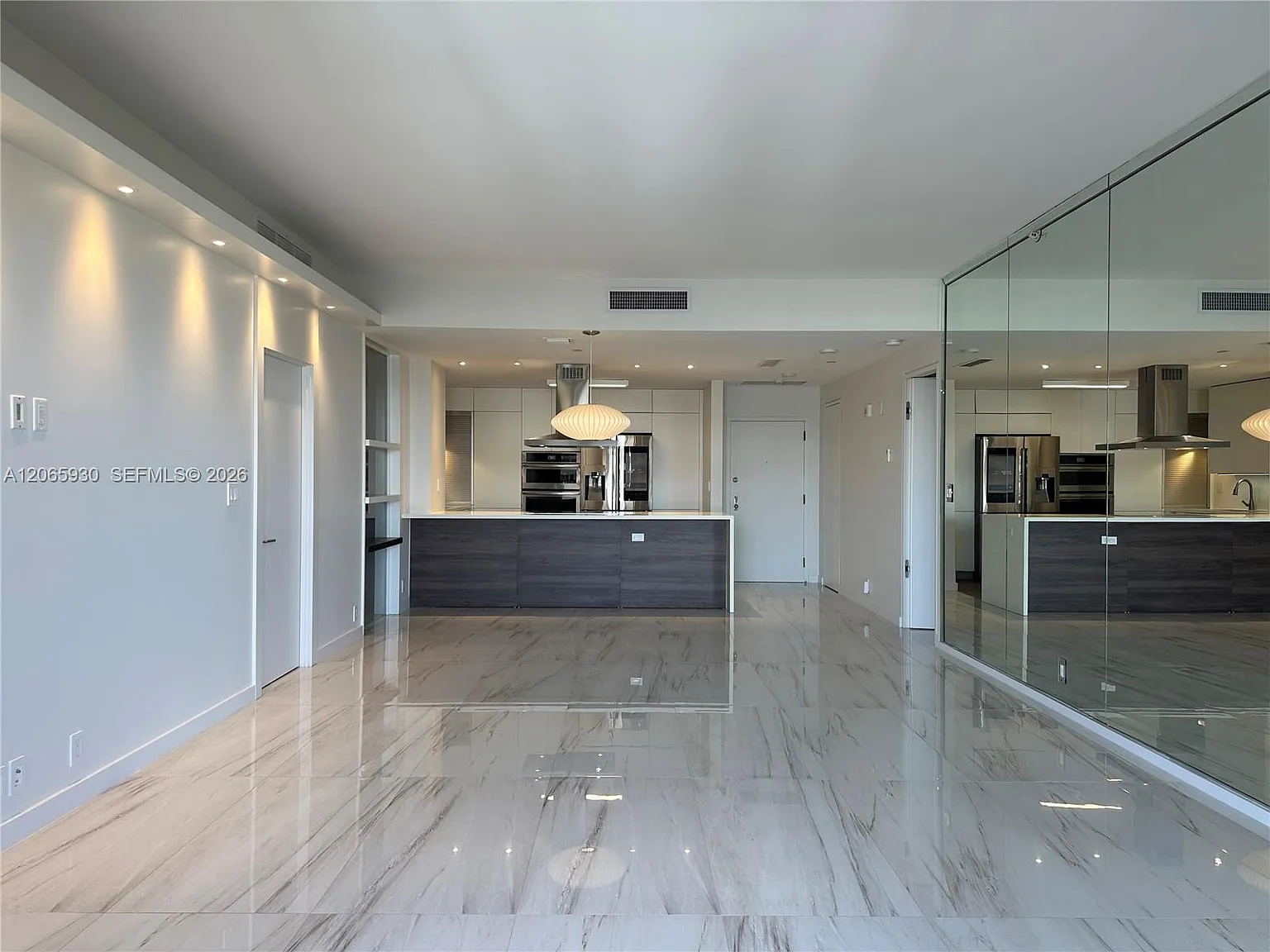 Key Colony No 2 Condo — Photo 4