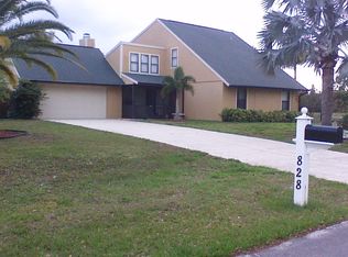 828 SW 18th St, Cape Coral, FL 33991