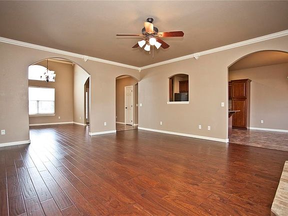 3rd image of 5036 W Homespun Dr