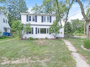 1523 Woodrow Dr, Kalamazoo, MI