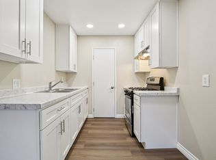 North Pointe Villas, La Habra, CA 90631