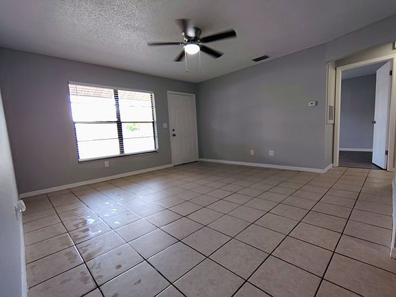 4th image of 9402-9563 Lynn Ln #9435B