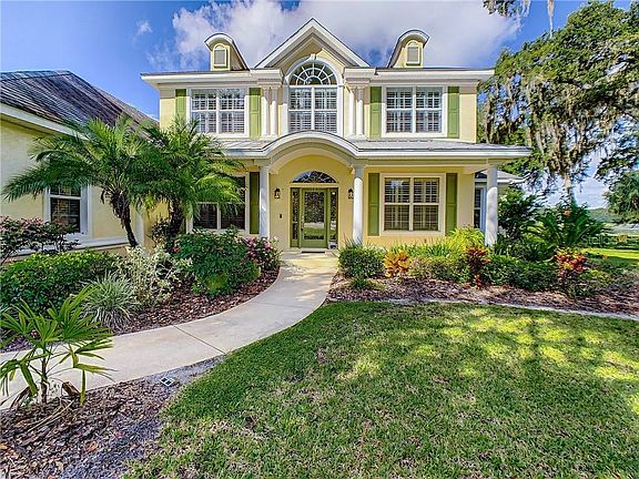 2nd image of 3840 Oak Pointe Dr