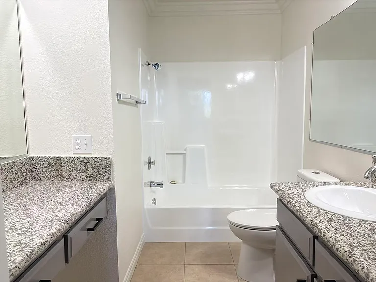 4150 Schaefer Ave #29 — Photo 14