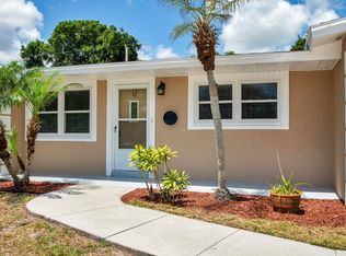 558 Oxford Ave, Melbourne, FL 32935