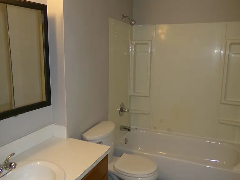 4 Woodbine Ct — Photo 15