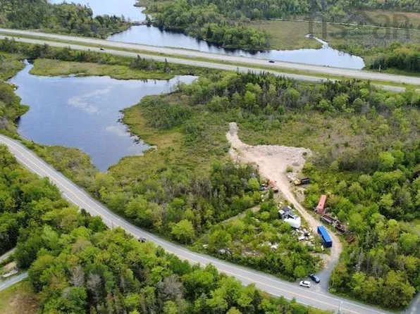 Saint Margarets Bay Rd #3066, Timberlea, NS B3T 1H5