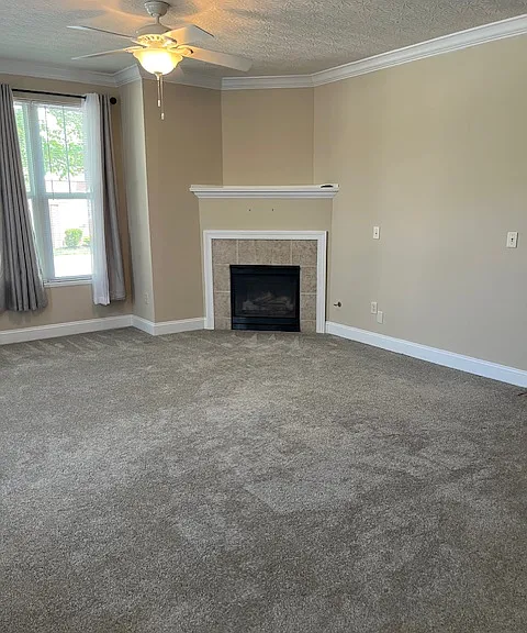 2672 Gardenia Ave #6 — Photo 7
