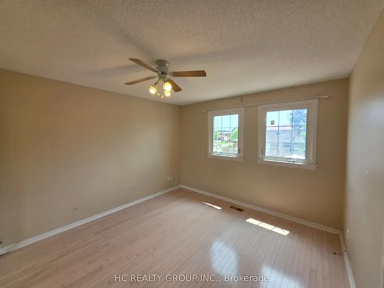 40 Stargell Cres — Photo 12