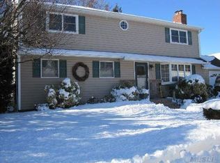 169 N 1st St, Bethpage, NY 11714