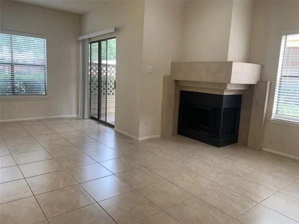 2710 Grants Lake Blvd Unit C9, Sugar Land, TX 77479