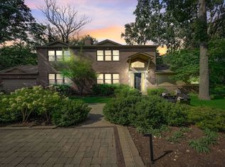 2760 Deerfield Rd, Riverwoods, IL 60015