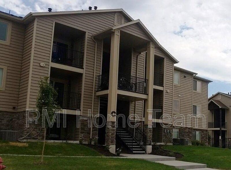 1st image of 2510 N Charleston Ave #G-3