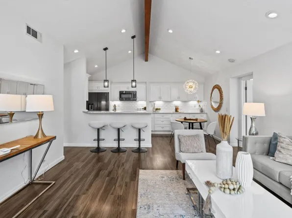 1928 Vista Cay, San Mateo, CA 94404