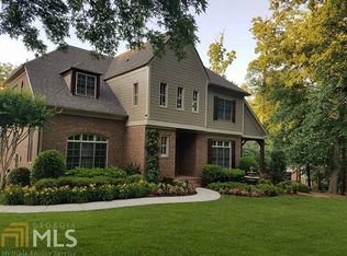 1945 Woodsdale Rd, Atlanta, GA 30324