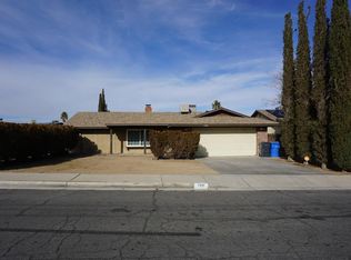 1301 Joshua Tree Dr, Barstow, CA 92311