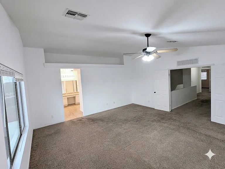33966 N Mercedes Dr — Photo 18
