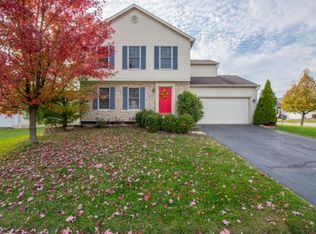 2055 Summer Banks Dr, Grove City, OH 43123