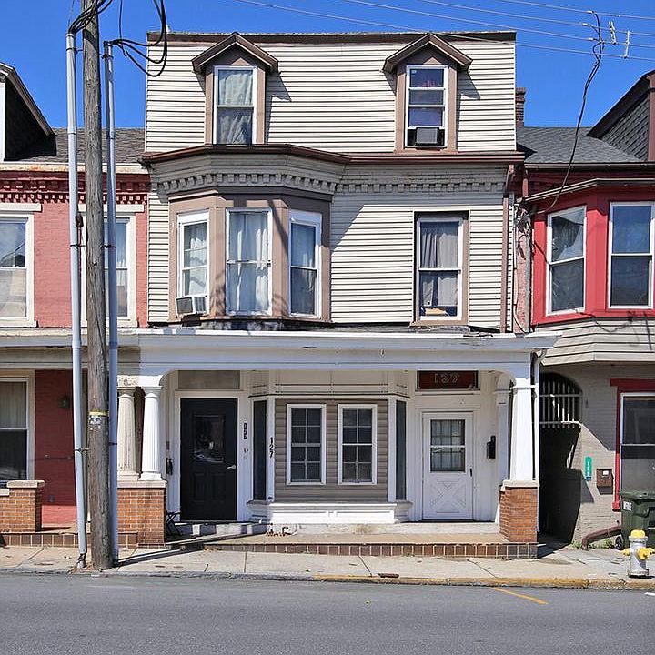 1st image of 127 N 9th St
