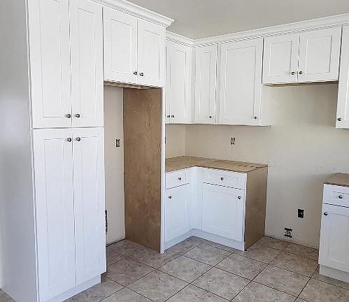 4th image of 422 Fulton Way