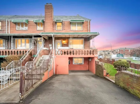 9402 23rd Ave, East Elmhurst, NY 11369