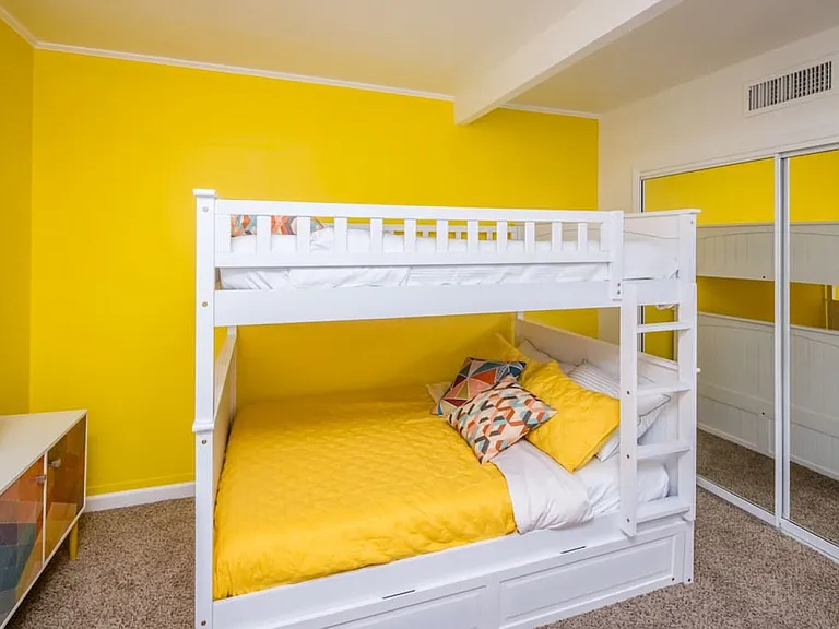 2906 Castaway Dr — Photo 45