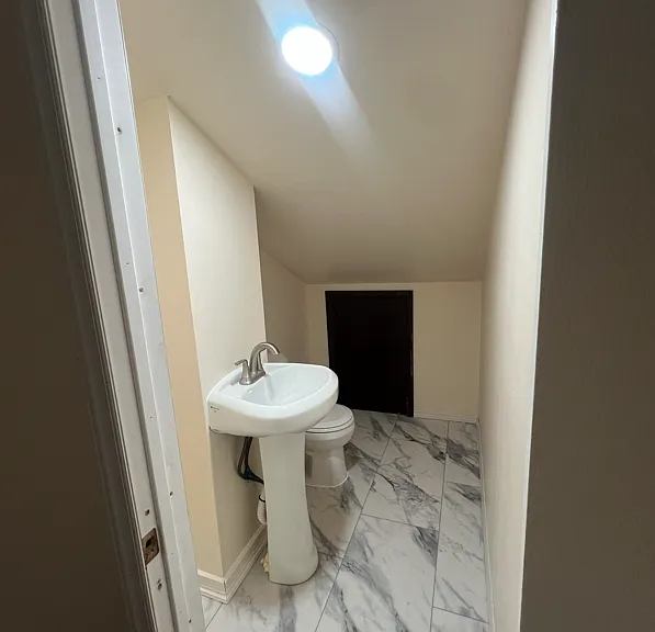71 Madison St — Photo 2