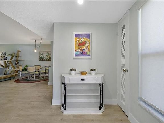 4th image of 11267 Pond View Dr APT B102