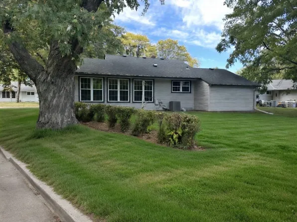 1502 Durand Ct SE, Rochester, MN 55904