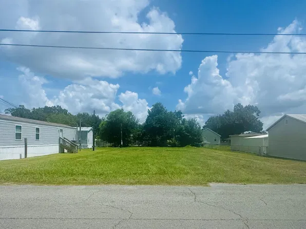 2305 Saint Bernard St, Thibodaux, LA 70301