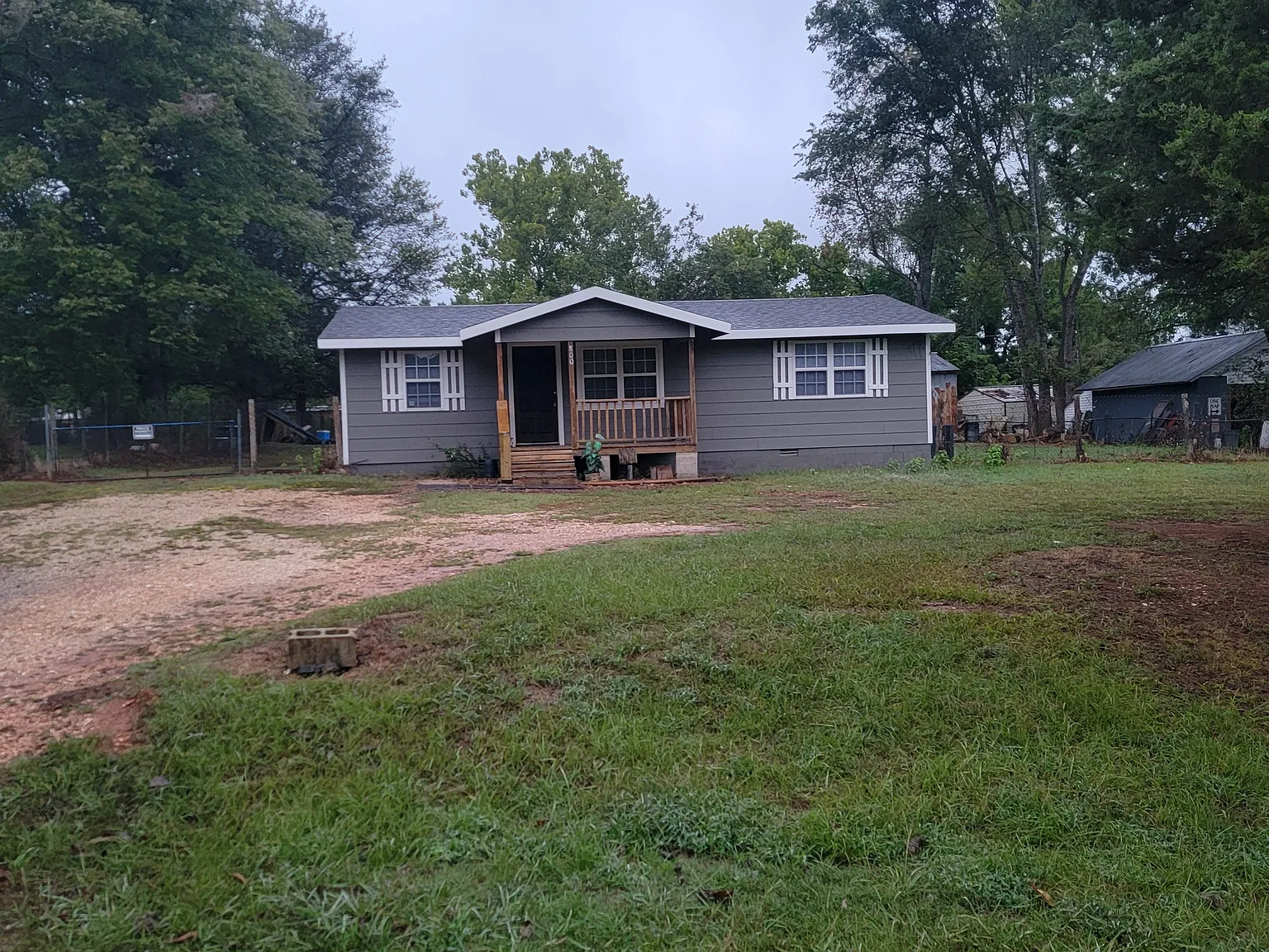 800 South Dr — Photo 1