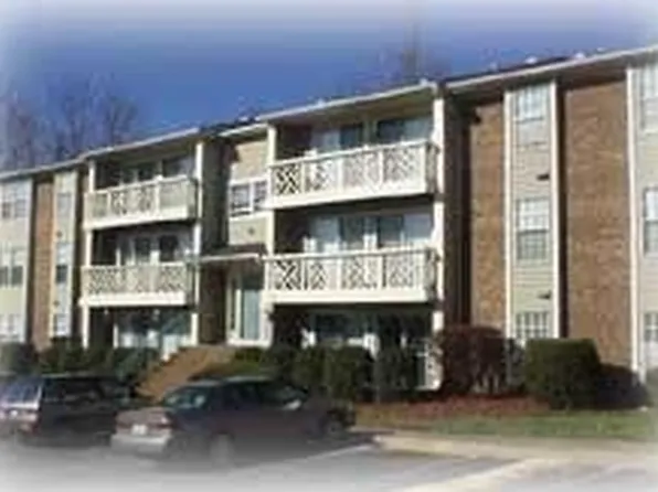 1645 Arlyn Cres #J, Charlotte, NC 28213