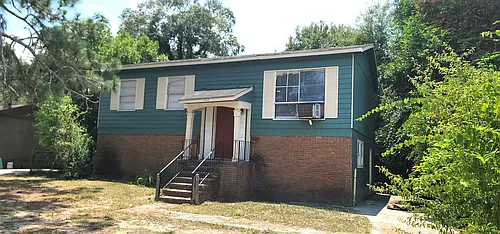 3706 Kings Park Cir Photo 1