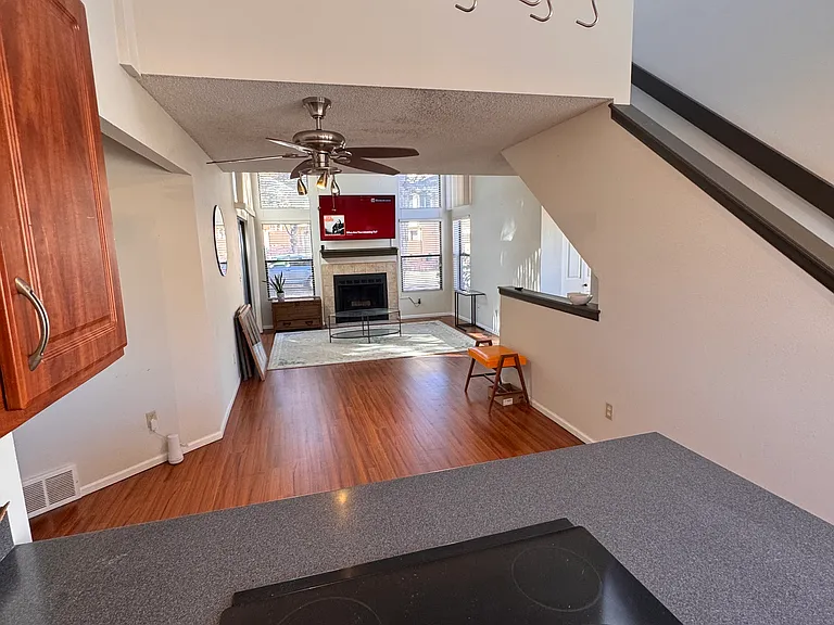 365 Autumn Ridge Cir #F — Photo 5