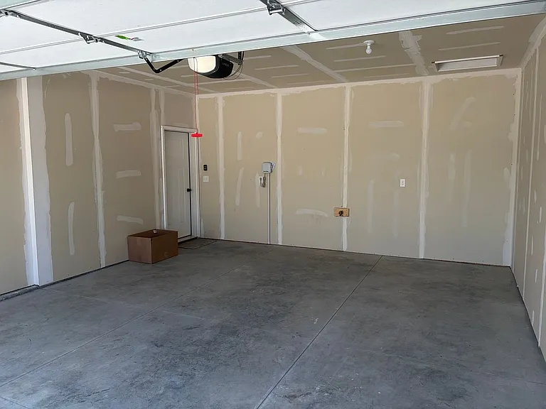 14805 Willow St — Photo 10