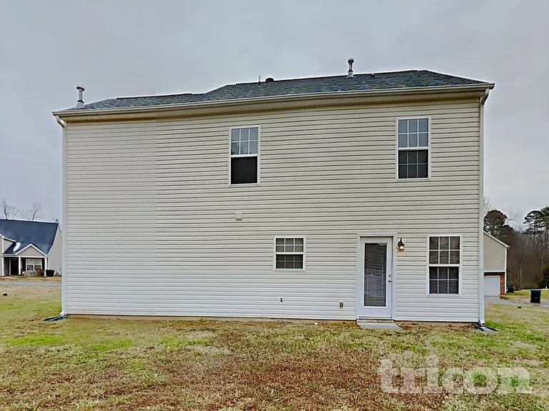 1131 Delander Ln — Photo 20