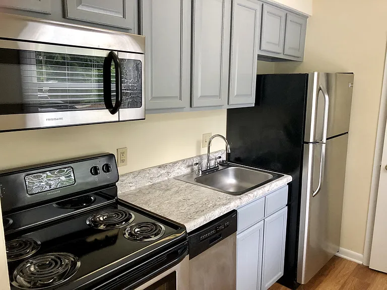 Raleigh Rentals — Photo 26