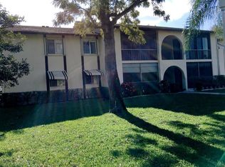 3590 La Mar Ct APT B-2, Greenacres, FL 33463