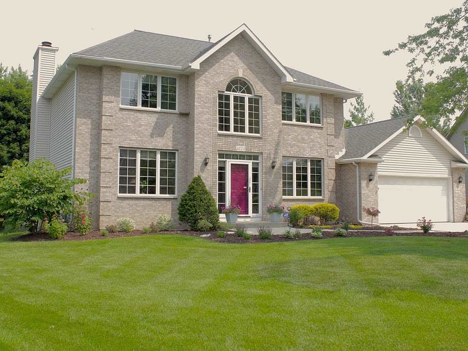 1st image of 3824 Foxborough Ln